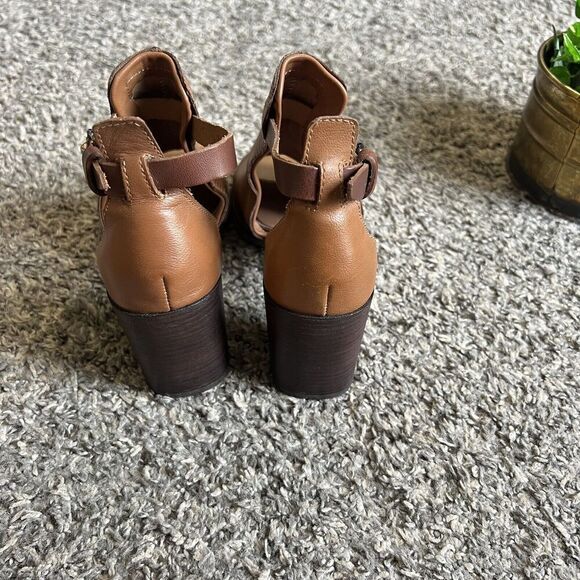 OTBT Metaphor Size US 6.5 M Women Leather Ankle Strap Open Toe Sandals Brown New - Picture 6 of 9